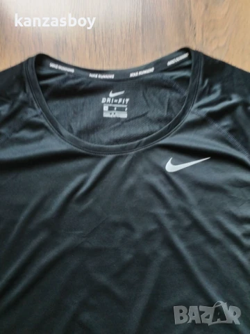 Nike Dry Miler - страхотна дамска тениска КАТО НОВА L, снимка 2 - Тениски - 50449620