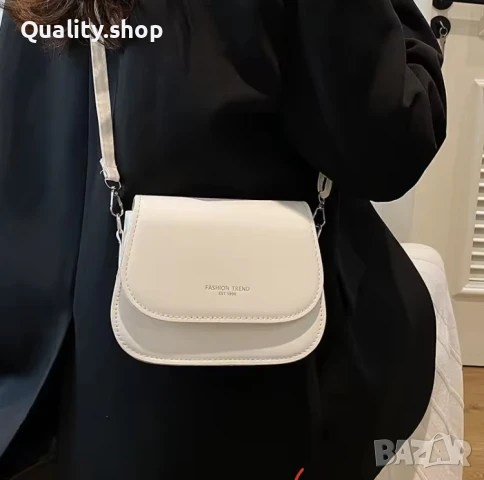 Елегантна бяла дамска чанта, снимка 2 - Чанти - 51113683