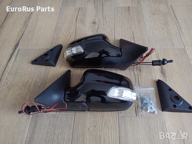 Огледала к-т ляво и дясно ВОЛГА VOLGA 3110 с мигачи, снимка 2 - Части - 53724699