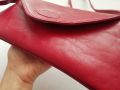 Малка дамска чанта от естествена кожа в червен цвят, снимка 13