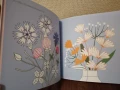 Арт книга с красиви цветни букети от разнообразни цветя за оцветяване., снимка 4
