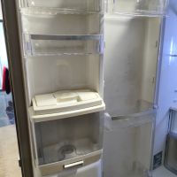 Хладилник с Фризер, снимка 3 - Хладилници - 45806349