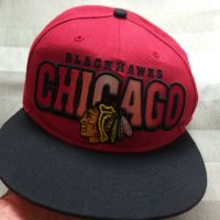 blackhawks chicago - страхотна шапка , снимка 1 - Шапки - 45700787