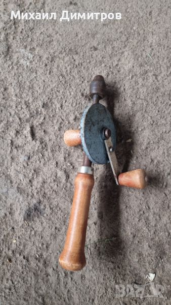 Ръчна дрелка с дървена ръкохватка, снимка 1