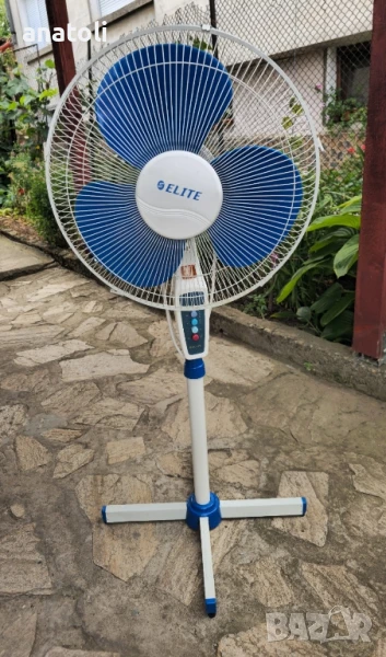 Вентилатор на стойка елит  3 скорости, Регулиране на височина, Син/бял, снимка 1