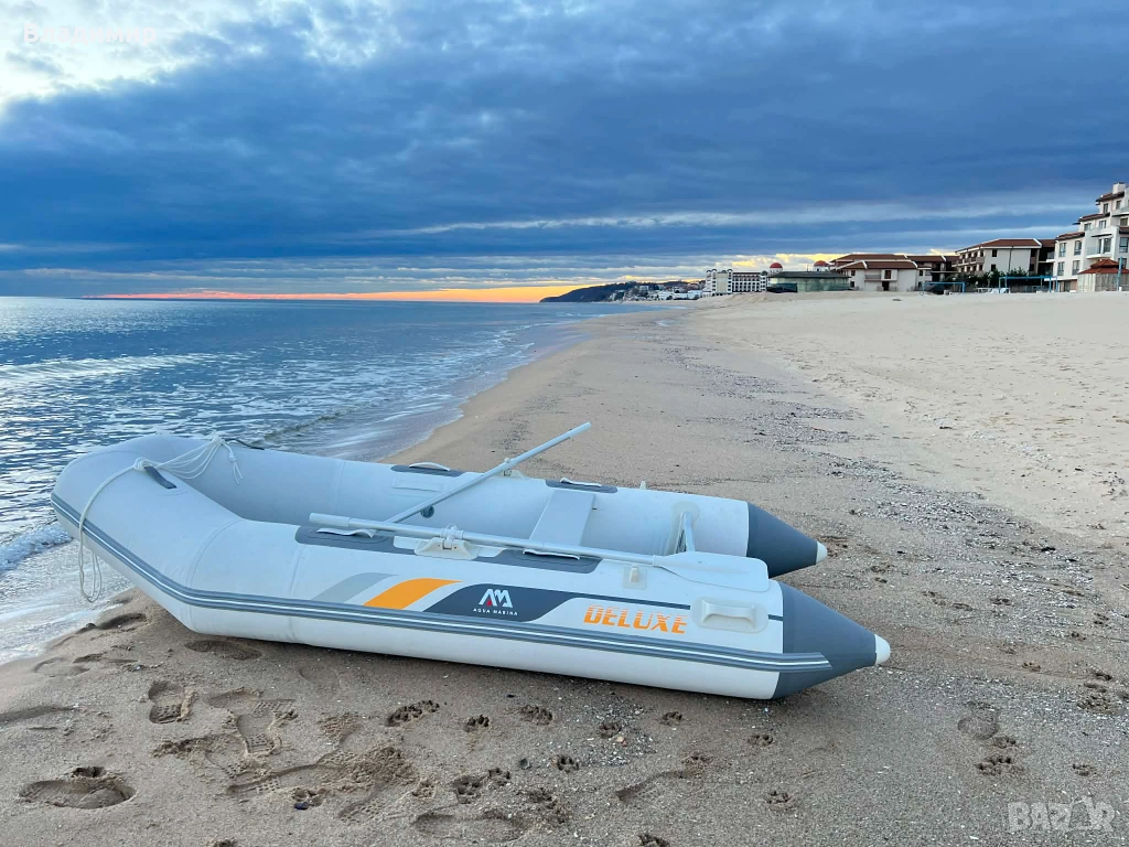 Продавам надуваема лодка AQUA MARINA с бензинов двигател Honda BF6DH LHU, снимка 1