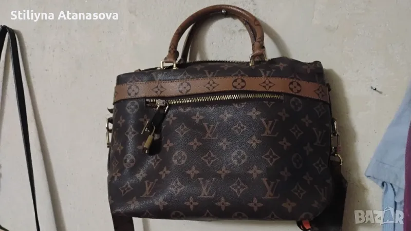 Дамска чанта LV, снимка 1