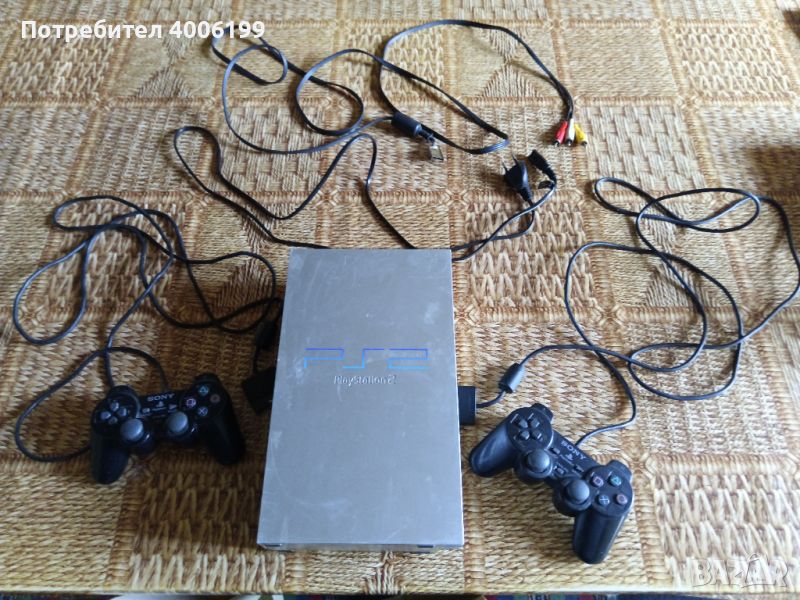 PS 2, 3 карти памет, 5 игри, снимка 1