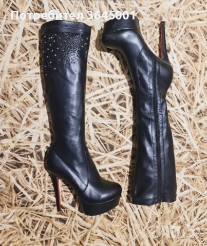 Луксозни дамски ботуши от еластична изкуствена кожа, с висок тънък ток и платформа. N 37