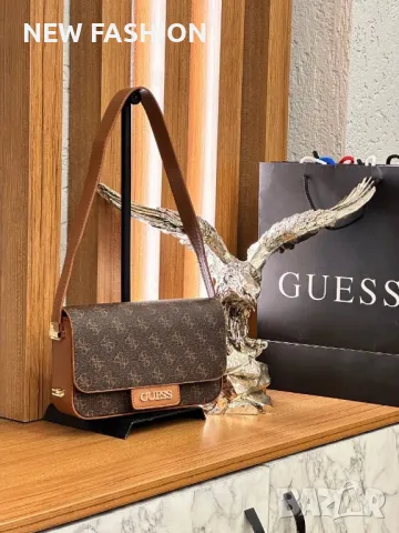 Дамски Кожени Чанти GUESS , снимка 4 - Чанти - 47192527