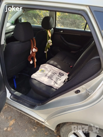 **Toyota Avensis 2.0 116кс D4D топ ***, снимка 15 - Автомобили и джипове - 52456558