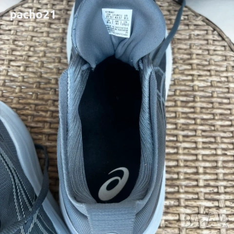 Asics Kayano 31, снимка 9 - Маратонки - 54044247