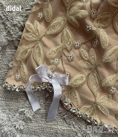 Великолепна рокля 