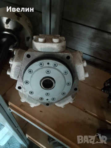 Хидро мотор радиално бутален