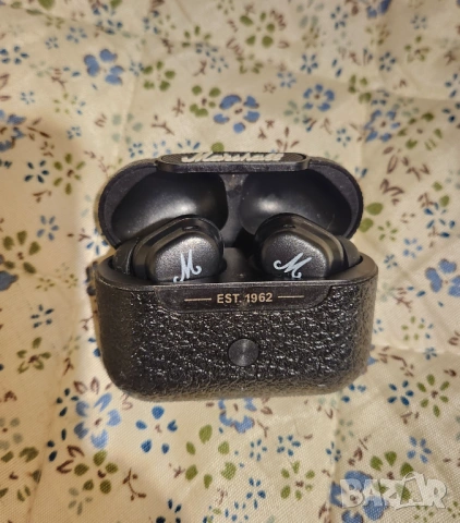 Безжични слушалки Marshall Motif ANC, снимка 3 - Bluetooth слушалки - 53010046