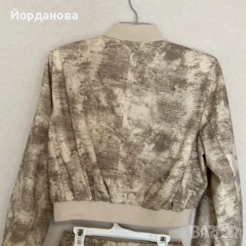 Късо пролетно яке ZARA, снимка 2 - Якета - 53689262