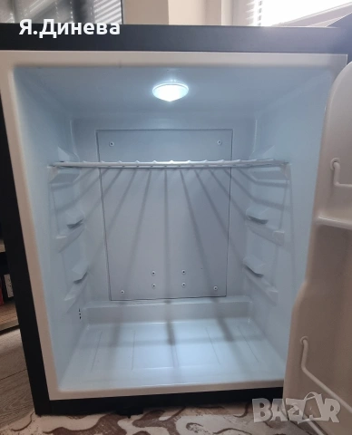 Мини бар хладилник Klarstein 38L , снимка 6 - Хладилници - 53591008