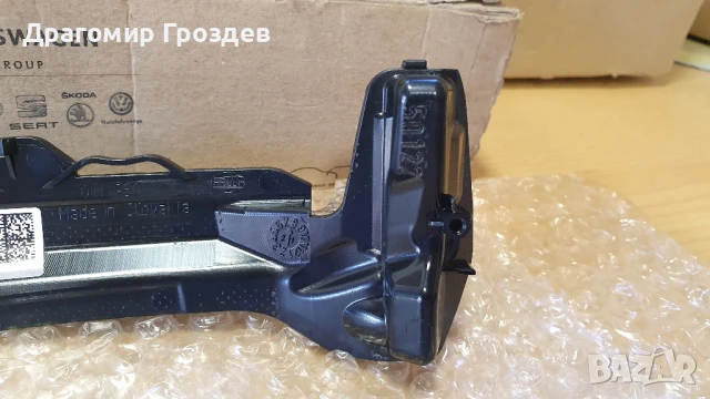 НОВ! Оригинален мигач за ляво огледало за Audi TT, Audi R8 / Ауди ТТ , (2015-2023), снимка 7 - Части - 51402919