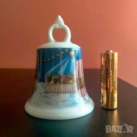 Звънец порцелан Kaiser Christmas Bell West Germany , снимка 2 - Колекции - 46742608