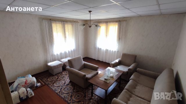 Продава къща в Перник 82кв.м, 303 кв.м двор, кв. Ралица, снимка 12 - Къщи - 46232306