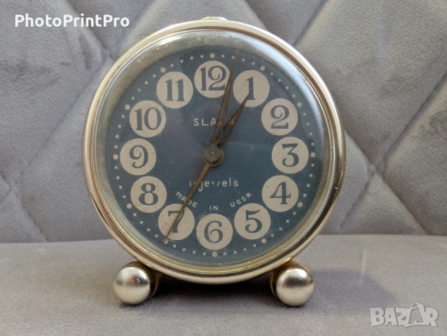 Лот от три автентични механични будилника "Слава", снимка 6 - Антикварни и старинни предмети - 53054236