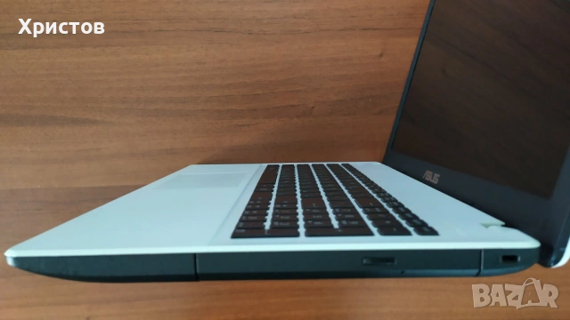 Чудесен Лаптоп ASUS в Отлично състояние отлично работещ 15,6 инча, снимка 5 - Лаптопи за работа - 53602056