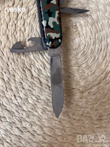 Victorinox Huntsman, снимка 10 - Ножове - 49974807