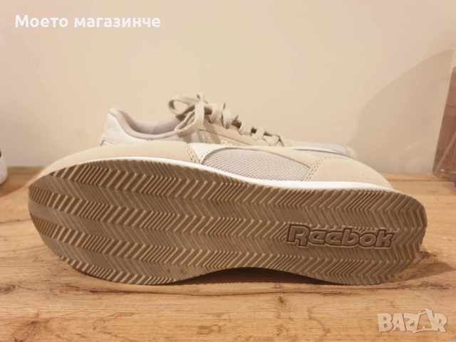 Дамски маратонки Reebok, снимка 4 - Маратонки - 52186349