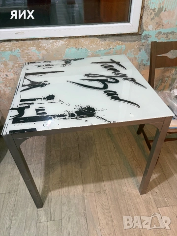 Маса метал и стъкло, снимка 2 - Маси - 53697888