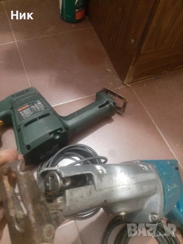 Саблени триони Макита и Бош, снимка 4 - Триони и циркуляри - 53175318