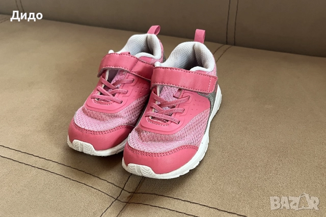 Детски маратонки Reebok - много запазени, снимка 2 - Детски маратонки - 51475853