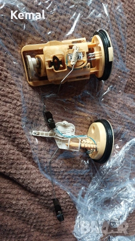 Горивни помпи резервоар BMW E46 320d, снимка 4 - Части - 53865337