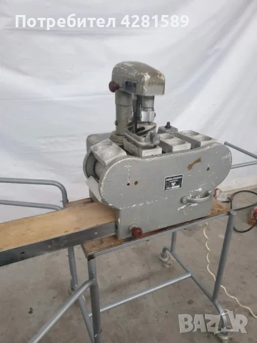 Машина за щамповане на земелки WERNER & PFLEIDERER, снимка 3 - Други машини и части - 53656350