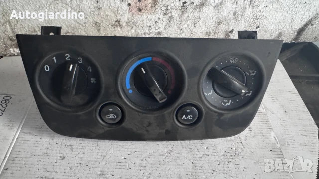 Климатичен блок / панел / табло за Ford Fiesta - VP256H / 18D451-B