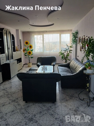 Продавам апартамент в идеален център град Бяла Слатина с площ 130кв.м,напълно обзаведен., снимка 4 - Апартаменти - 52939417