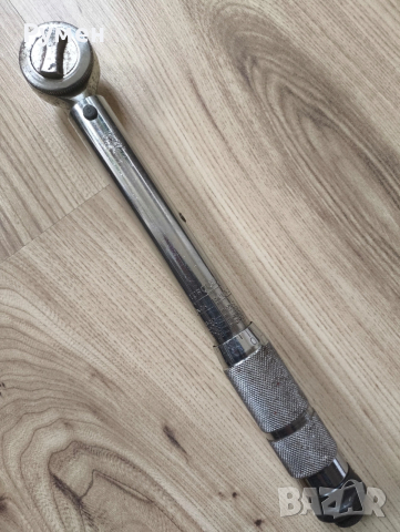 Динамометричен ключ 3/8 с диапазон до 11,1 кг( 110 нм )