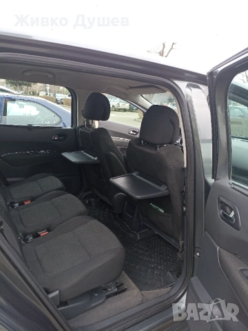 Продавам Пежо 5008,2011 г.дизел, снимка 14 - Автомобили и джипове - 53569064