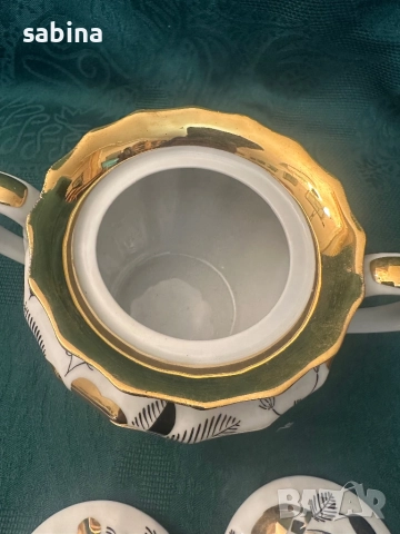 Чайник, захарница, латиера от сервиз за чай Златна роза, Вернилки, снимка 6 - Сервизи - 52182291