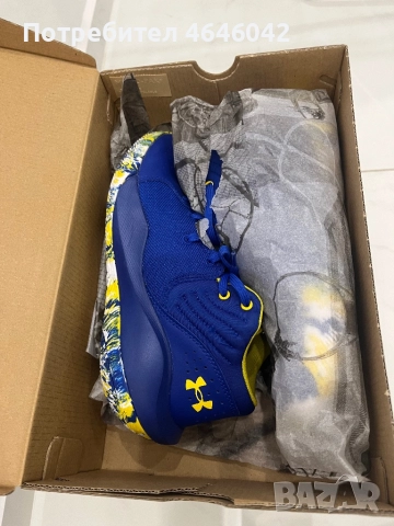 Баскетболни кецове Under Armour 36 номер, снимка 2 - Детски маратонки - 52348850