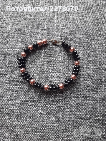 Гривни от различни камъни - ръчна изработка, снимка 16 - Гривни - 44925010