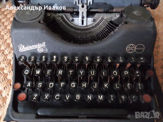 Германска пишеща машина RHEINMETALL 1938 г., снимка 2 - Антикварни и старинни предмети - 45637366