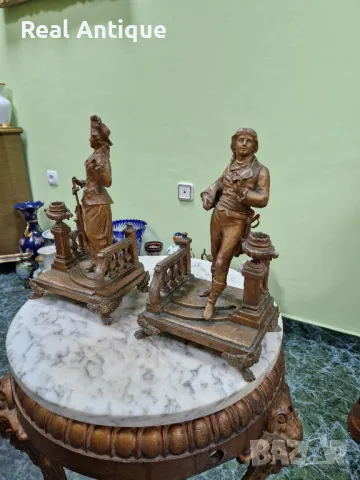 Чифт стари прекрасни антикварни френски бронзови фигури статуетки , снимка 5 - Антикварни и старинни предмети - 49704891