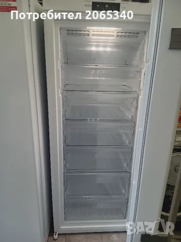 ФРИЗЕР ВЕРТИКАЛЕН PRIVILEG, BAUKNECHT NO FROST 340 ЛИТРА, снимка 3 - Фризери - 50378704