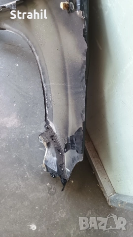 Преден ляв калник за Fiat 500L , снимка 4 - Части - 53175305