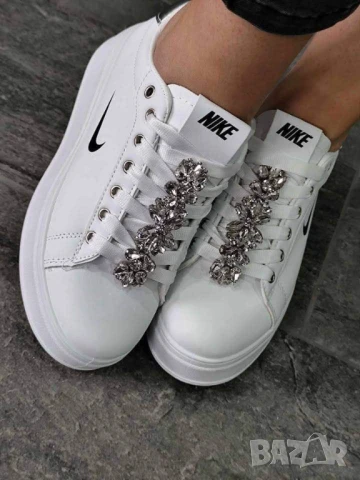 дамски маратонки nike, снимка 2 - Маратонки - 51028110