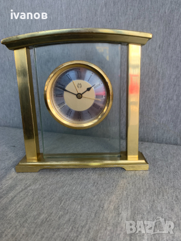 настолен часовник, снимка 1 - Антикварни и старинни предмети - 45037778