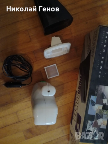 Продавам ръчна прахосмукачка за кола , снимка 8 - Прахосмукачки - 51484027