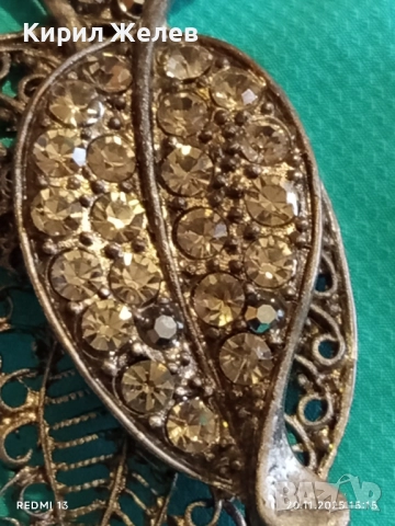 ВИНТИДЖ БРОШКА с ЛИСТА и КРИСТАЛИ ФИЛИГРАННА АРТ ДЕКО 52160, снимка 2 - Антикварни и старинни предмети - 52480475