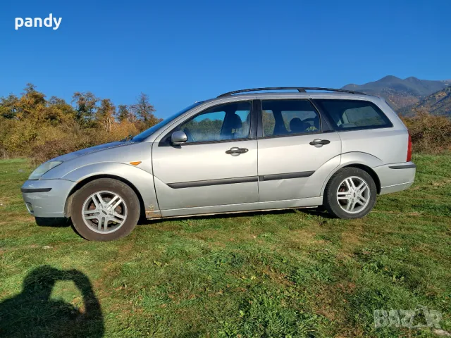 Ford Focus 1.6i 101к.с. 2004 комби, снимка 3 - Автомобили и джипове - 48454370