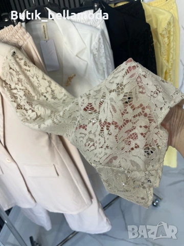 Дамски костюми с дантелен ръкав , снимка 3 - Костюми - 53672836